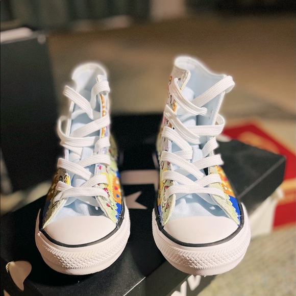 **SOLD** ✨NEW✨ Converse ‘Gamer’Chuck Taylor All-Star High, Youth Size 1 - $45 - Picture 2 of 11